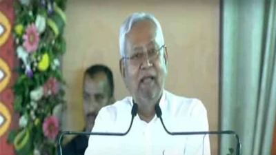 किनके कहने पर CM नीतीश कुमार ने कर दी थी गड़बड़, NDA छोड़ RJD के साथ चले गए थे, मंच से किसकी ओर इशारा?