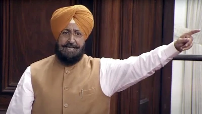 'राज्य में 50 बम...', प्रताप बाजवा के इस बयान से पंजाब में हड़कंप; कांग्रेस नेता के घर पहुंच गई पुलिस