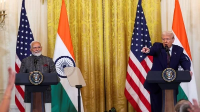 'दूसरों को उपदेश देने से पहले खुद पर भी एक नजर...' ट्रंप की धमकी के कुछ मिनट बाद ही भारत का पलटवार